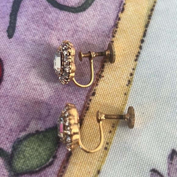 Vintage 1950’s screw backs crystals earrings gold tone - Picture 3 of 4